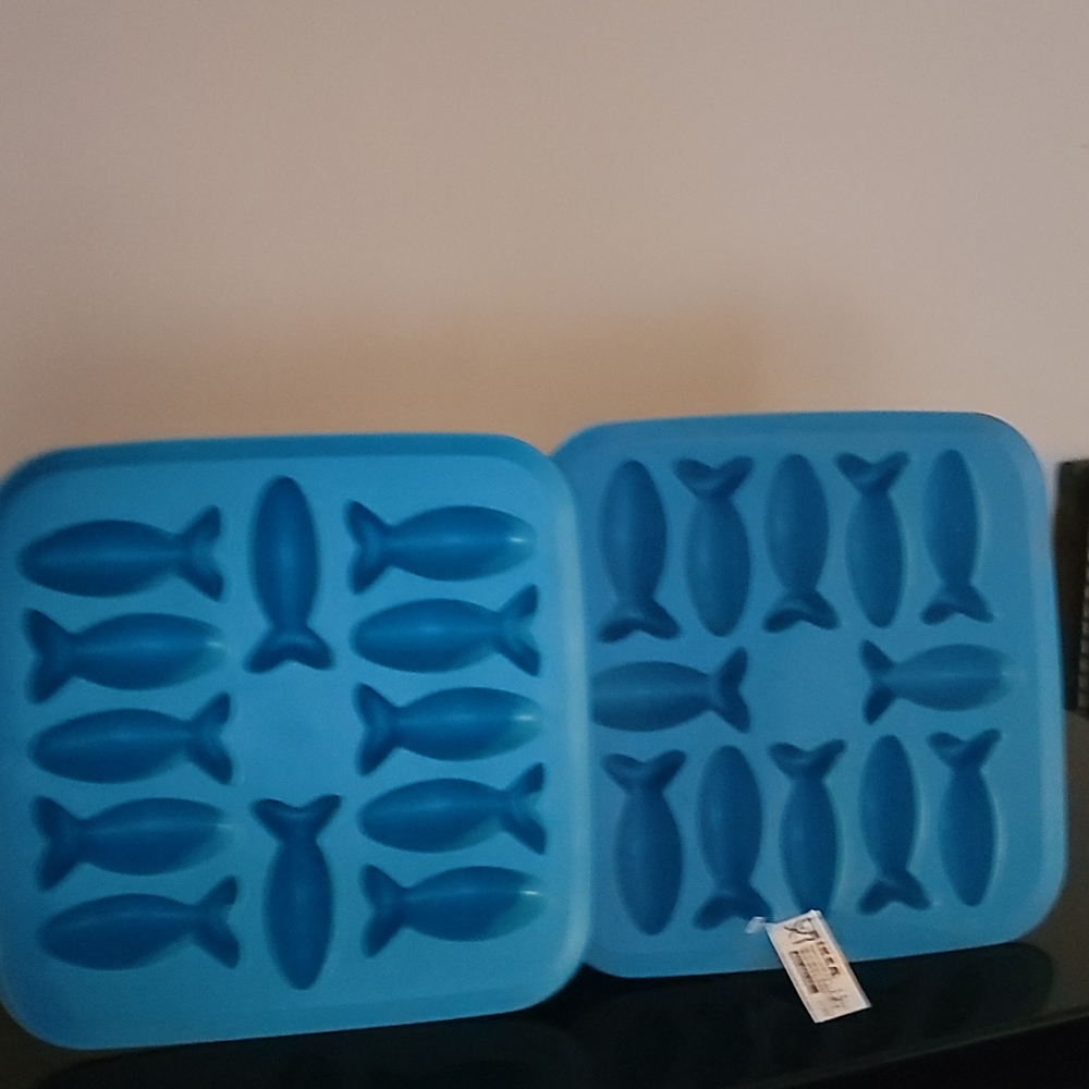 Fish Ice Tray set of 2 will provide 24 Fish cubes